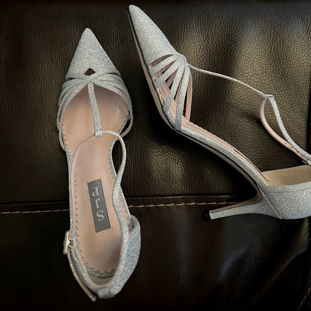 The Carrie by SJPCollection - never worn, only tried on